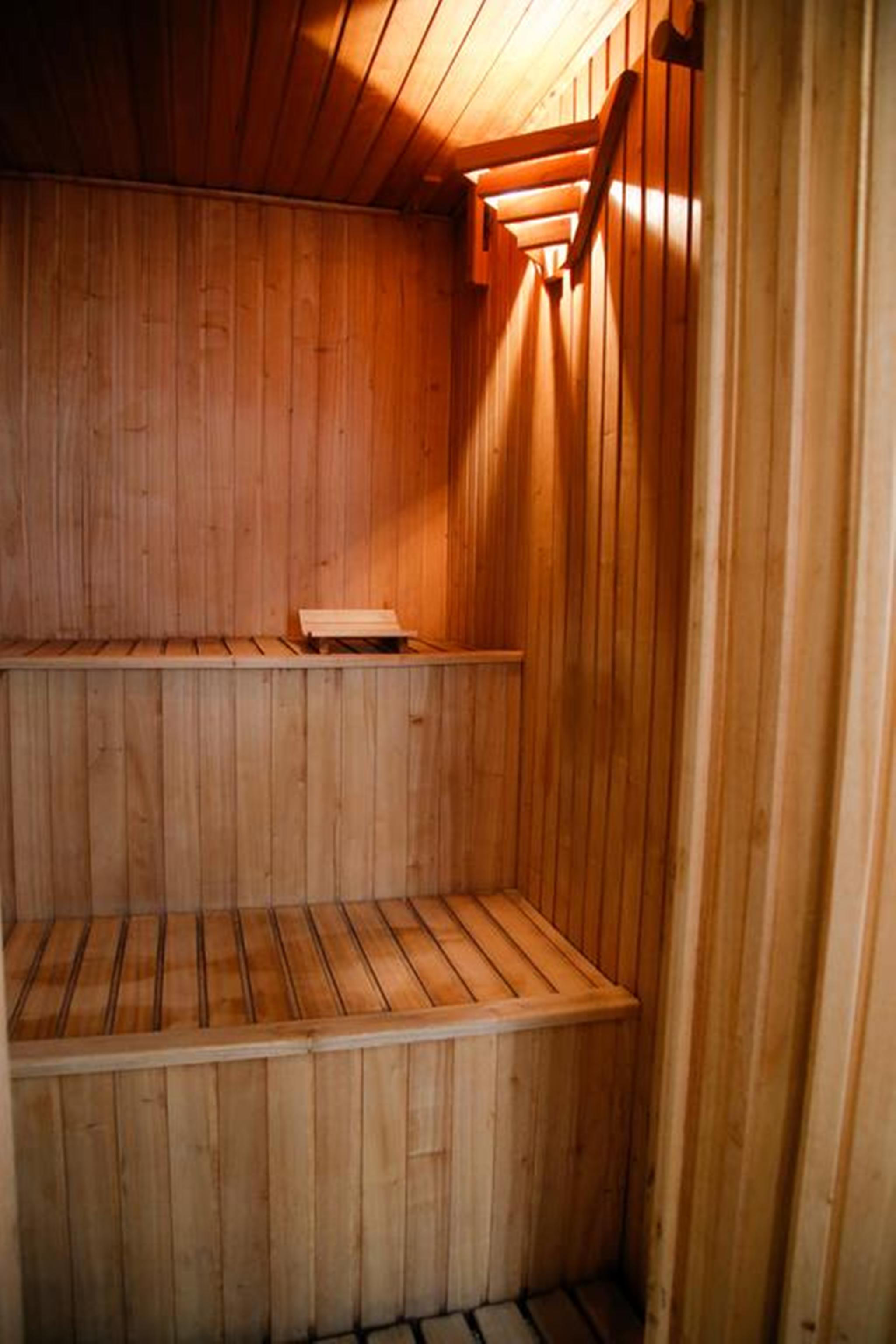 Hotel Howard Johnson Trenque Lauquen Zewnętrze zdjęcie